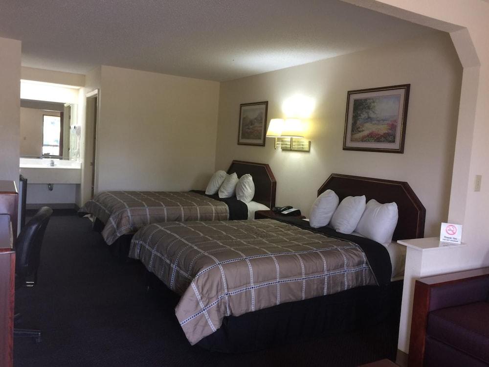 Luxury Inn & Suites Selma Ngoại thất bức ảnh